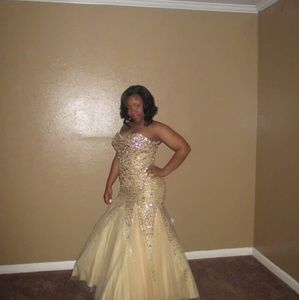 Formal dresses warn once.